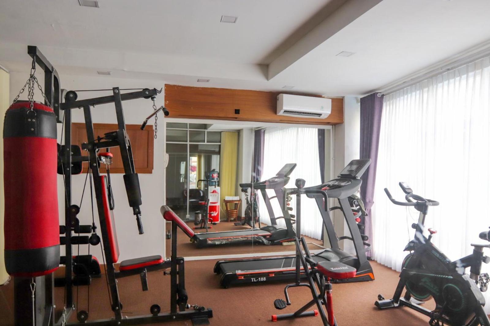 Abadi Hotel Malioboro Yogyakarta By Tritama Hospitality Экстерьер фото