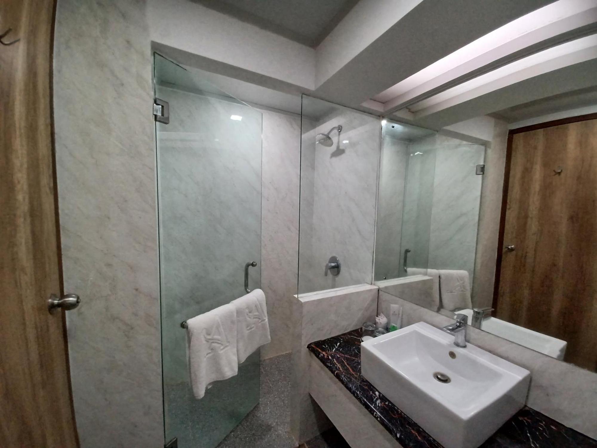 Abadi Hotel Malioboro Yogyakarta By Tritama Hospitality Экстерьер фото