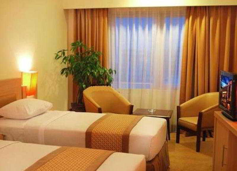 Abadi Hotel Malioboro Yogyakarta By Tritama Hospitality Экстерьер фото