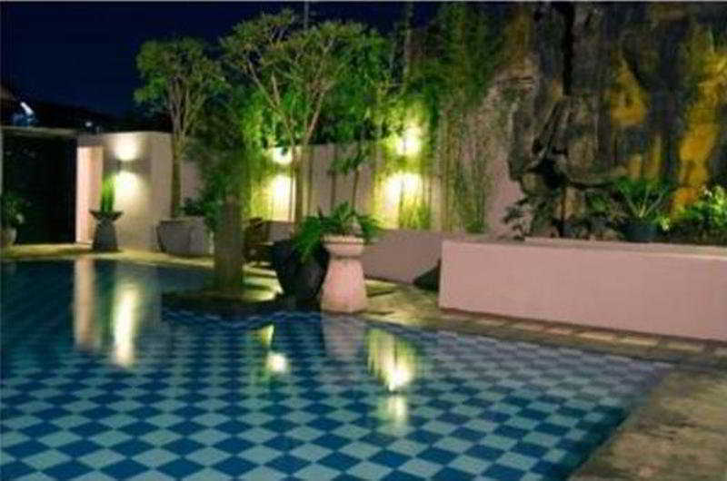 Abadi Hotel Malioboro Yogyakarta By Tritama Hospitality Экстерьер фото